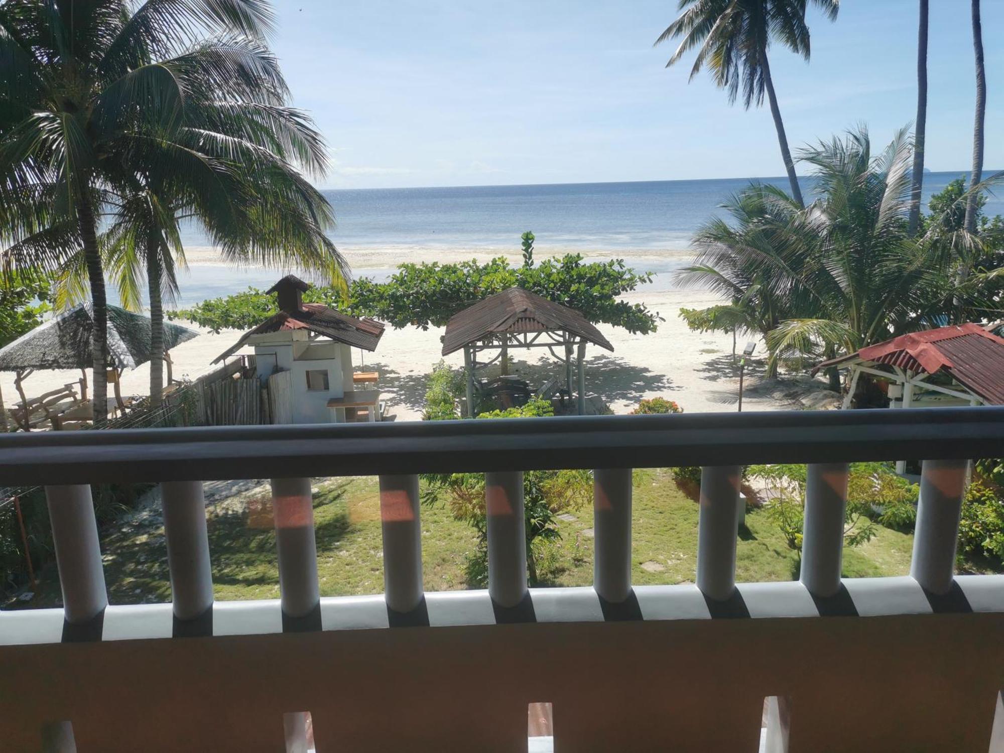 Tropicasa Siquijor Seafront Guest House Solangon Esterno foto